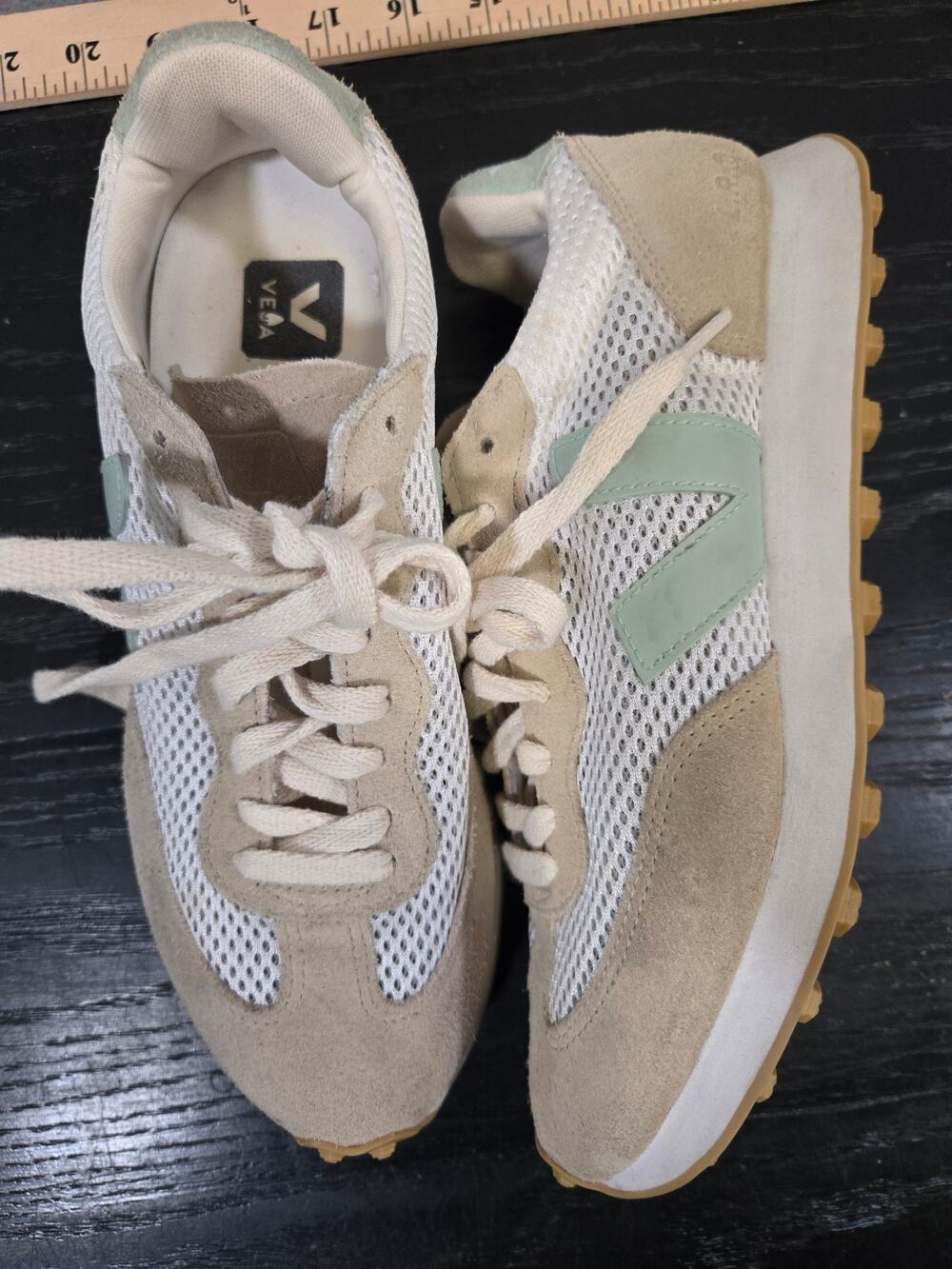 Veja Rio Branco Alveomesh Matcha Pierre Sneaker Size 8